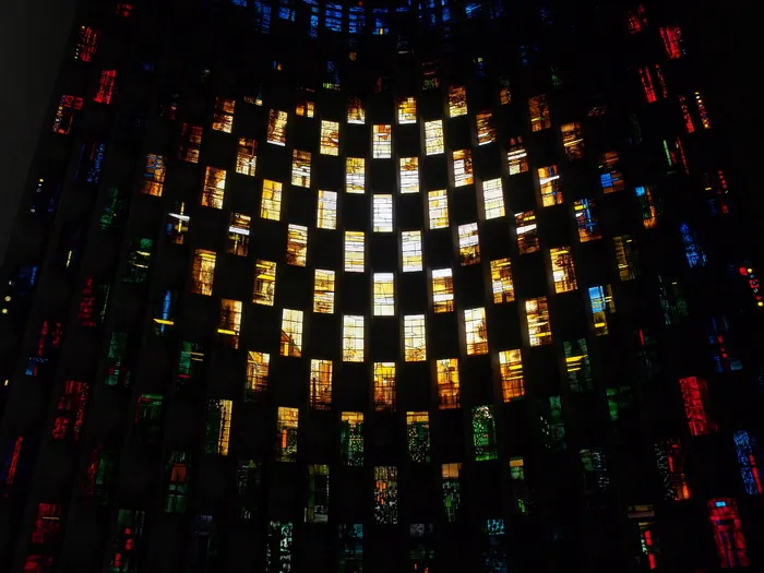 五彩墙面装饰、彩色、玻璃、考文垂、大教堂、洗礼馆、洗礼、灯光