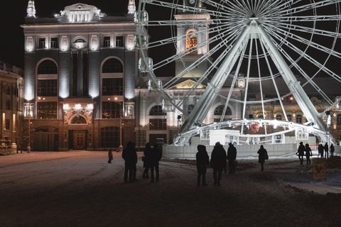 乌克兰、基辅、广场、夜晚、人群、街道、摩天轮、摩天轮