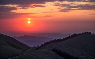 mountain、golden、hour、rarau、buciovina、carpathian、dawn、pietrele doamnei