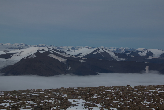 山脉、北极、斯瓦尔巴特群岛、云、雪、冬天、寒冷的温度、风景-自然