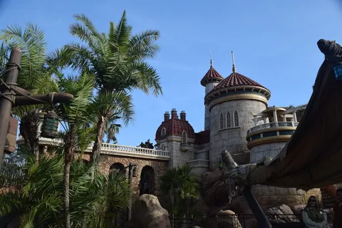 建筑、旅游、雕塑、建筑、天空、城堡、阿里尔、小美人鱼 建筑、旅游、雕塑、建筑、天空、城堡、阿里尔、小美人鱼