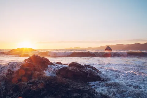 海浪,破碎,岩石,海,波浪,近,岩石,形成 海浪,破碎,岩石,海,波浪,近,岩石,形成