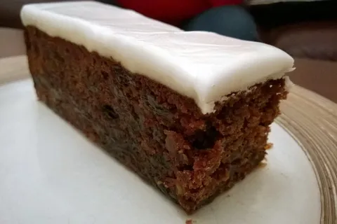 胡萝卜蛋糕,切片,糖衣,糖霜,甜点,食物,盘子 胡萝卜蛋糕,切片,糖衣,糖霜,甜点,食物,盘子
