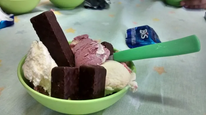 冰淇淋，甜点，bis，罐，锅，甜食，甜食，食物