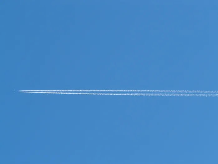 飞机、轨迹、条纹、天空、蓝色、飞行、旅行、度假