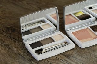 化妆品、化妆、化妆、美容、彩妆、眼影、粉剂、胭脂