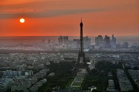 埃菲尔铁塔,巴黎,法国,巴黎,法国,法国,la defense,city,urban 埃菲尔铁塔,巴黎,法国,巴黎,法国,法国,la defense,city,urban