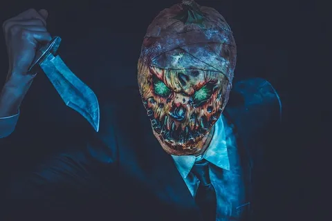 怪物电影人物海报、恐怖、万圣节、恐怖、恐怖、怪异、南瓜、恐惧 怪物电影人物海报、恐怖、万圣节、恐怖、恐怖、怪异、南瓜、恐惧