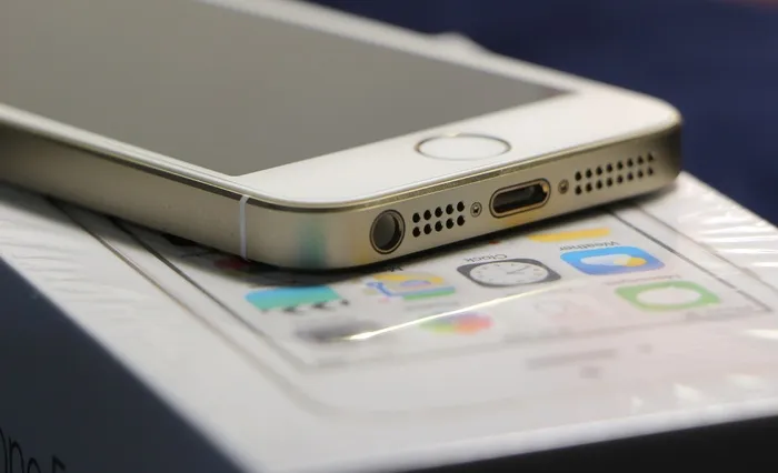 金色iphone 5、5s、top、box、iphone、apple、手机静态照片、技术