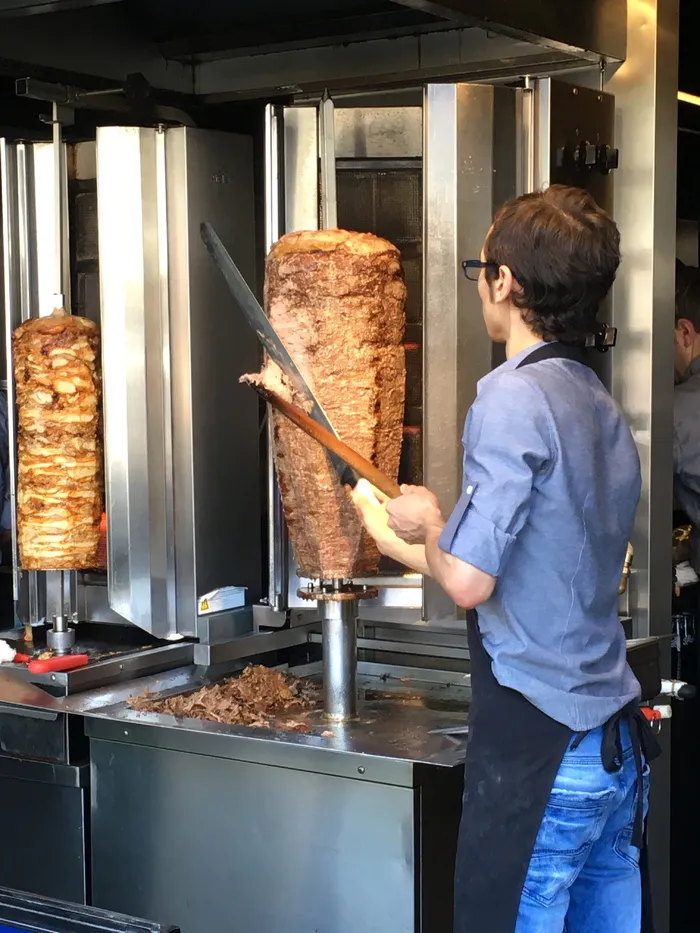 烤肉串，火鸡，街头食品，肉，烤，食品，一人，食品和饮料