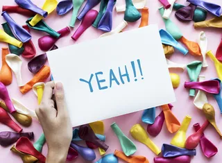 带有Yeah标志的白皮书