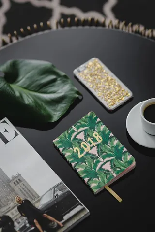 2018年日历议程黑表顶视图