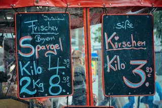 德国、慕尼黑、卡尔斯普拉茨、街头艺术、街头生活、spargel、文本、通信