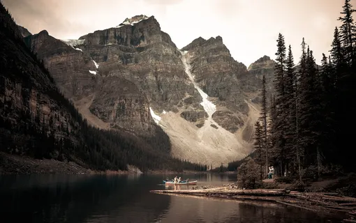 白天的山景 白天的山景