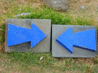 蓝色箭头标志，死胡同，死胡同，停止，箭头，蓝色，对立，对比