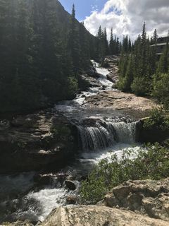 瀑布的延时摄影