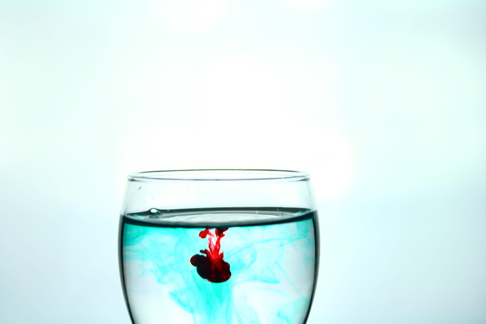 水、墨水、水滴、蓝色、玻璃、蓝色、玻璃、玻璃酒、环境