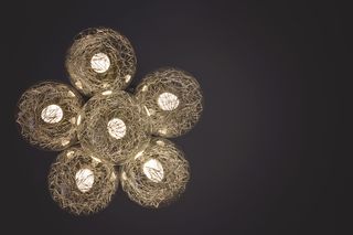 灯，灯泡，黑色，黄色，灯泡，电线，电线，垃圾