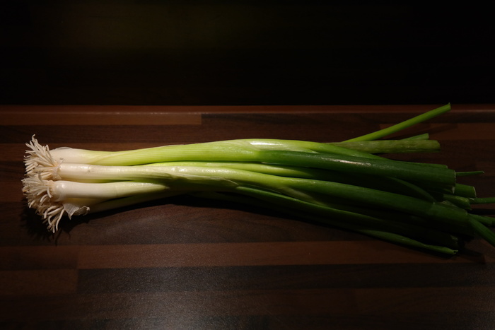 绿色，蔬菜，顶部，棕色，板，葱，韭菜，根