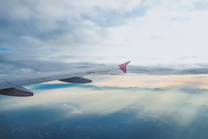 从空中的飞机上拍摄