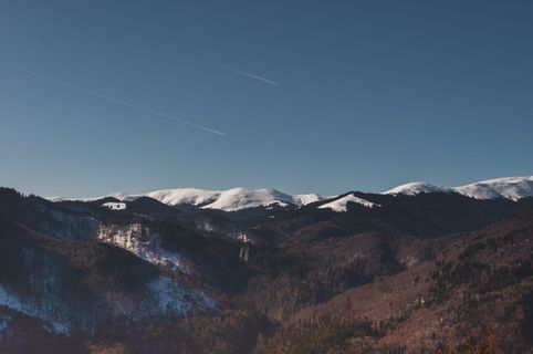 布朗山脉景观照片