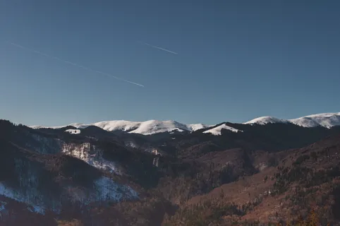 布朗山脉景观照片