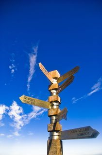 标牌、方向、天空、箭头、标志、符号、信息、指南