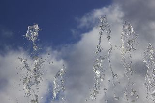 浪花，天空，水，喷泉，云-天空，自然，没有人，自然之美