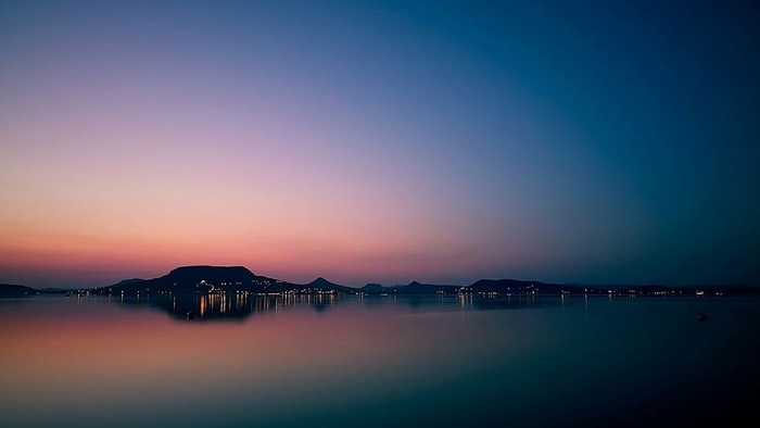 海滩，晴朗的天空，黎明，黄昏，灯光，山脉，海洋，户外
