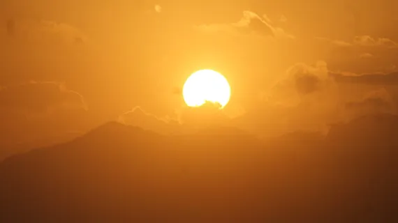 黎明,太阳,海滩,输出太阳,天空,阳光,云天,美丽的大自然 黎明,太阳,海滩,输出太阳,天空,阳光,云天,美丽的大自然