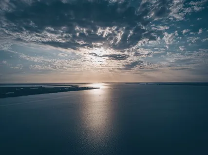 日出时的海洋 日出时的海洋