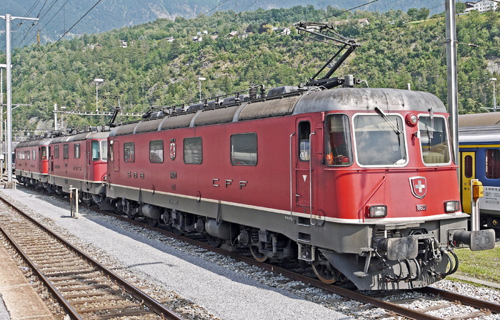 红色、缆车、山脉、白天、瑞士、sbb、发电站、30000 hp