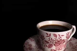 回答，郁金香，所以，杯子，饮料，咖啡-饮料，咖啡杯，浓缩咖啡