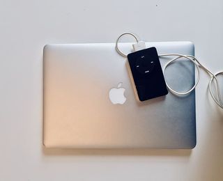macbook air、ipod、flatlay、科技、苹果、mac、工作、办公室
