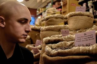 美国，纽约，波多黎各进口公司，男人，恋爱，咖啡瘾，咖啡瘾者，咖啡