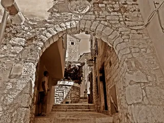 人，站着，小巷，老，房子，建筑，深褐色，建筑