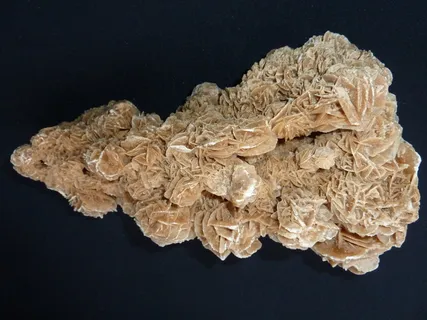 沙玫瑰，沙漠玫瑰，沙色，黄色，棕色，重晶石玫瑰，水晶织物，石膏