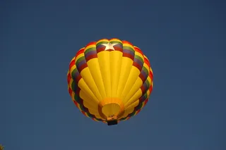 娱乐，天空，气球，五颜六色，乐趣，交通，蓝色，漂浮