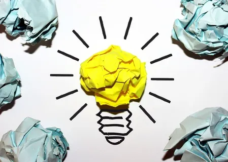 想法-概念与皱巴巴的纸