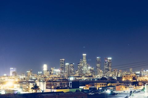 建筑物、城市、灯光、天际线、塔楼、视图、黑暗、夜晚