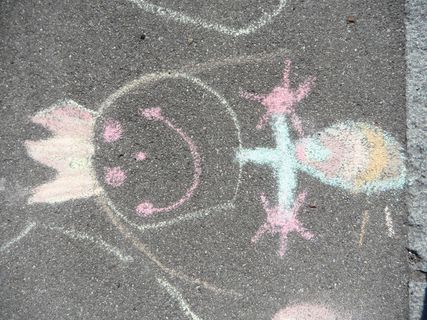 照片、男孩、穿着、皇冠素描、儿童画、公主、街道粉笔、绘画 照片、男孩、穿着、皇冠素描、儿童画、公主、街道粉笔、绘画