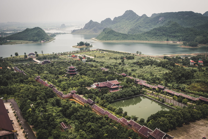 白天棕塔寺鸟瞰图