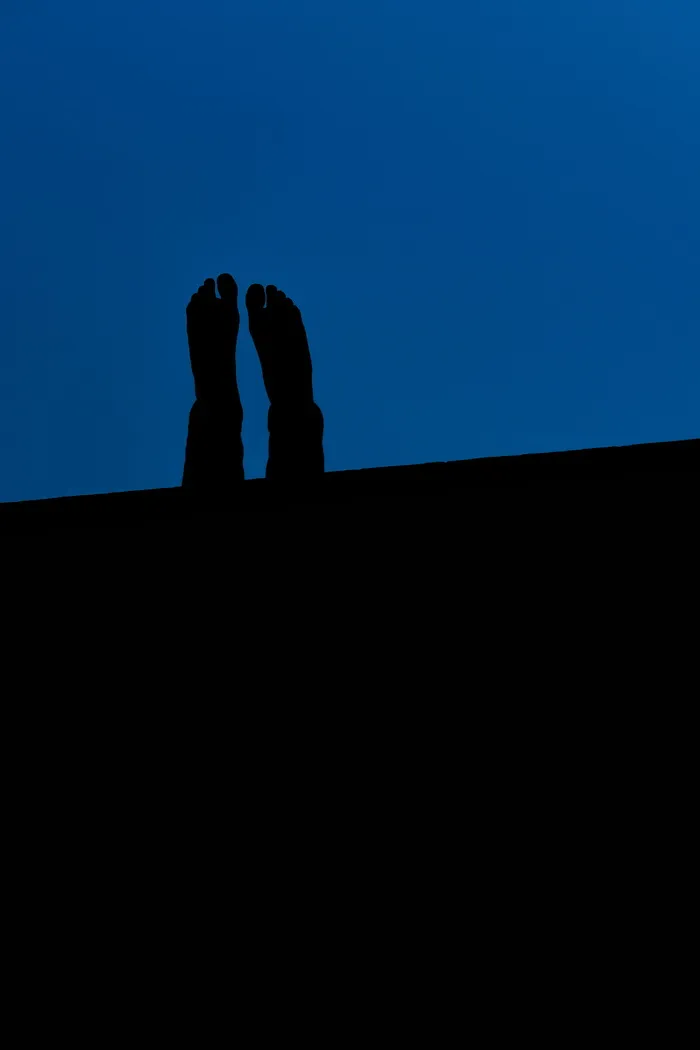 剪影,复制空间,蓝色,天空,真人,站着,两个人,人 剪影,复制空间,蓝色,天空,真人,站着,两个人,人