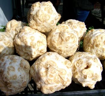 芹菜、蔬菜、食品、食品和饮料、新鲜度、健康、健康饮食、市场