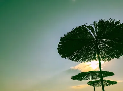 雨伞,夏天,海滩,海,海边,沙子,日落,云 雨伞,夏天,海滩,海,海边,沙子,日落,云