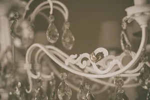 白色熟铁水晶吊灯
