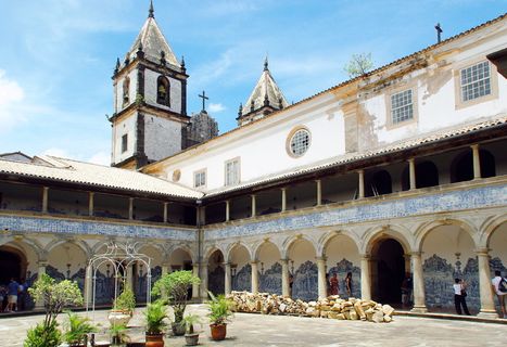 巴伊亚，圣弗朗西斯科教堂，修道院，回廊，azulejos，建筑，建筑外观，历史