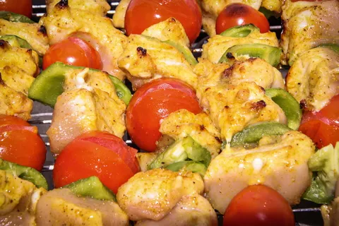 采购产品串，串，烧烤，烧烤，食品和饮料，食品，新鲜度，蔬菜