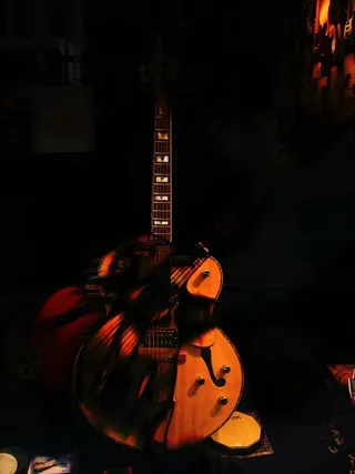 brown cielo，音乐，吉他，高音谱号，声音，音乐会，音乐家，notenblatt