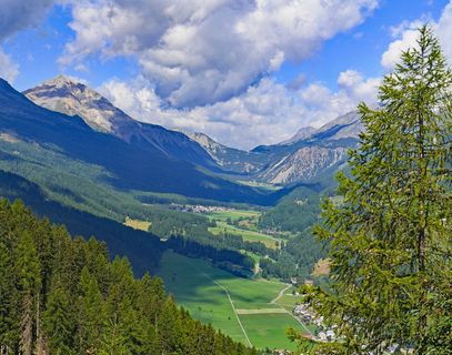 山景，白天，瑞士，明斯特塔尔，烤箱山口，恩加丁，瑞士东南部，蒂罗尔南部